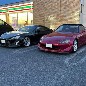 S2000