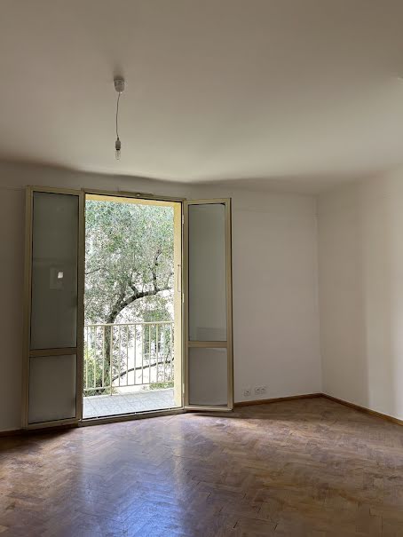 Location  appartement 3 pièces 91.85 m² à Corte (20250), 885 €