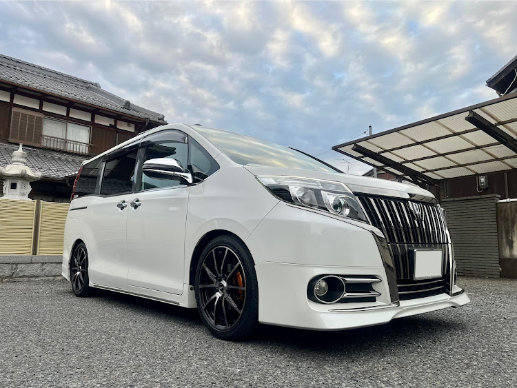 エスクァイアのエスクァイア・愛車記念日・愛車7年目記念投稿・愛車7年・愛車に感謝に関するカスタム事例の投稿画像2枚目