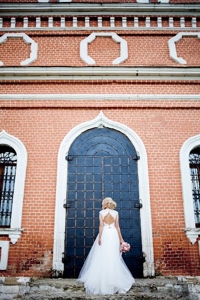 Wedding photographer Ekaterina Tolstyakova (katrin694). Photo of 12 August 2017