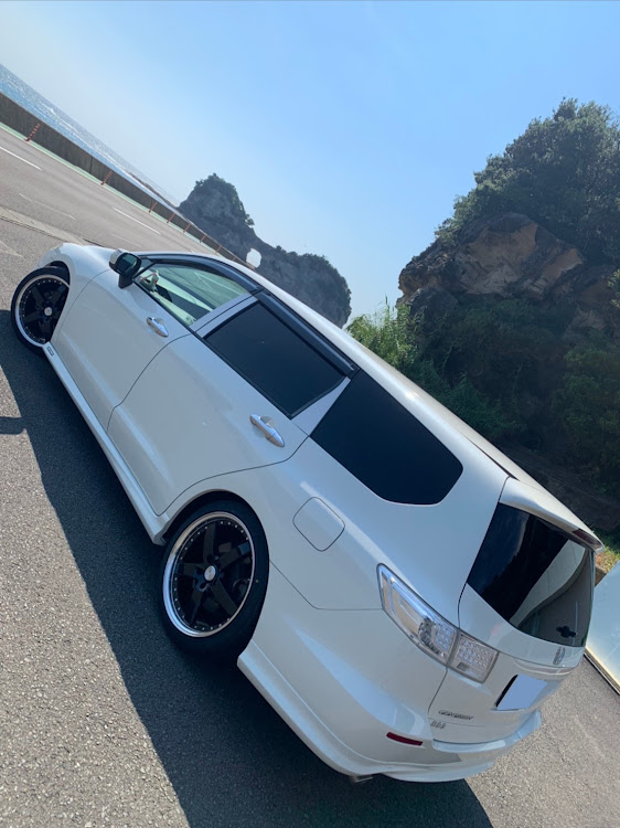 オデッセイの海と愛車・グラスターファイブ・オデッセイrb3に関するカスタム事例の投稿画像1枚目