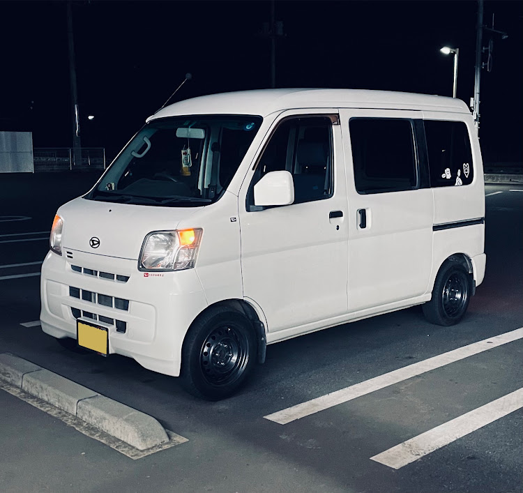 ハイゼットカーゴの大阪発動機を略してダイハツ・エアロレス・そろそろ春🌸の予感🌸・鉄チンに関するカスタム事例の投稿画像3枚目