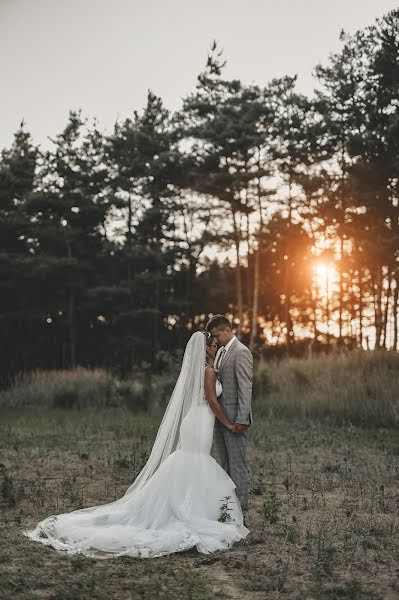 Wedding photographer Emese Farkas (farkasemese). Photo of 7 August 2021