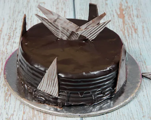 Chocolate Ganache Cake