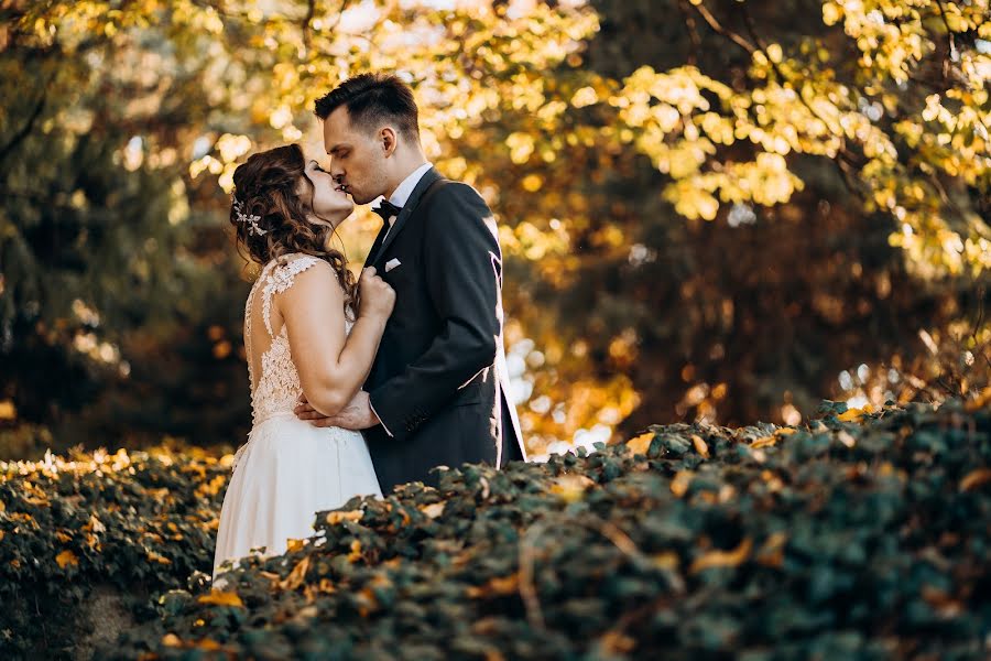 Fotógrafo de casamento Piotr Cuch (ulotne). Foto de 15 de março 2020