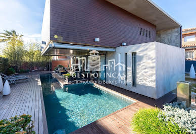 Property with pool 3