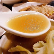 雙月食品社(八德店)