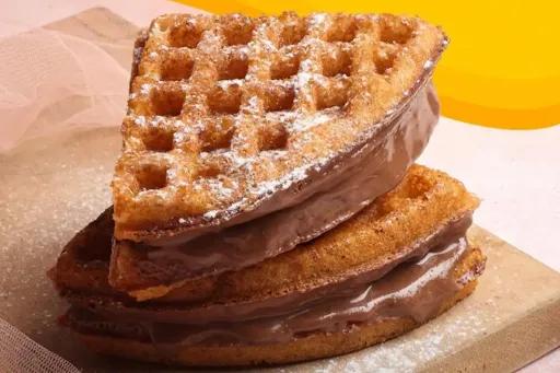 Naked Nutella Waffle Sandwich