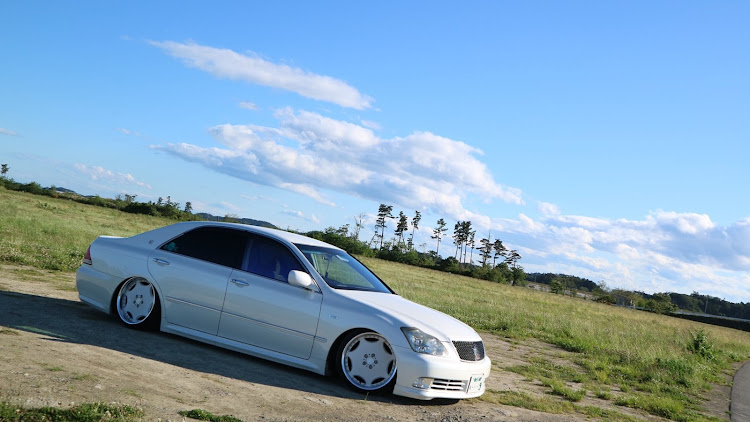 クラウンアスリートの絆翔會・シンプルスタイル・Executivefamily・大草原wwwwwwwwwwwwwww・目指せPICKUP(笑)に関するカスタム事例の投稿画像3枚目