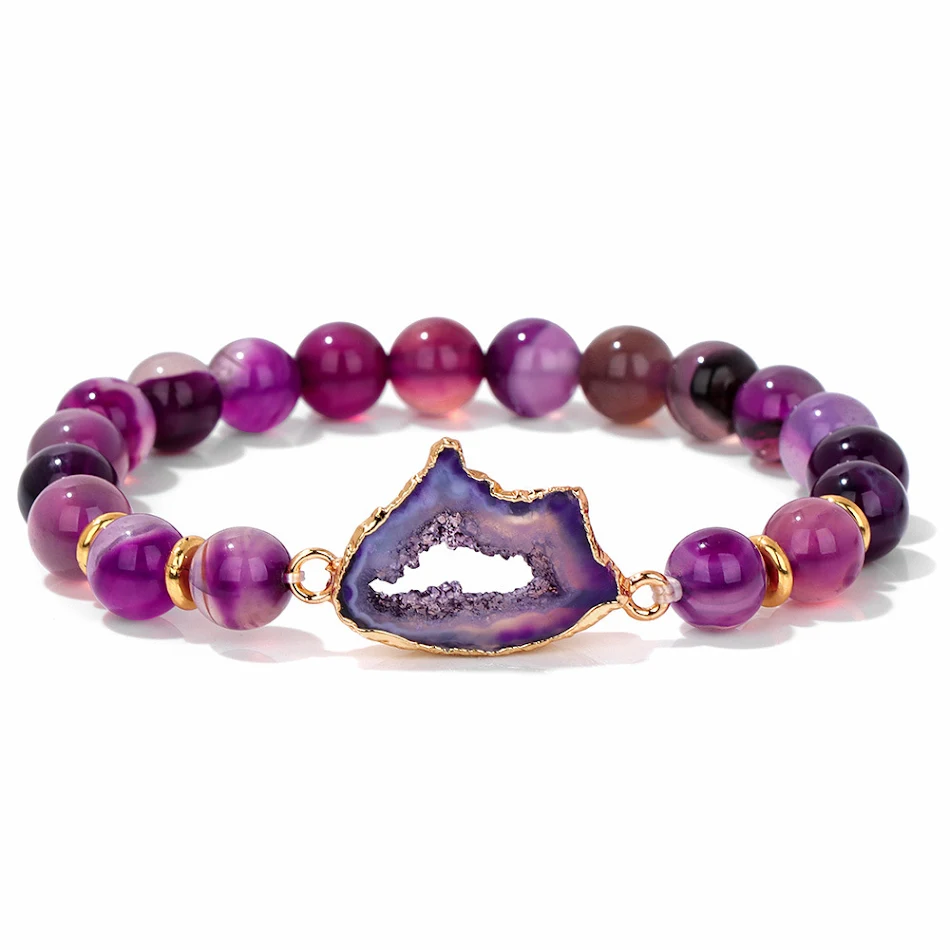 Bracelet femme perles d'agate et pierre vug, un bijou élégant et naturel pour femmes, rehaussant votre style avec beauté et énergie.