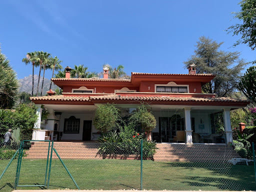 Villa avec piscine 2