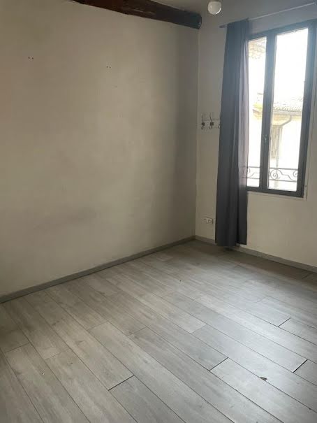 Location  appartement 3 pièces 50 m² à Carpentras (84200), 458 €
