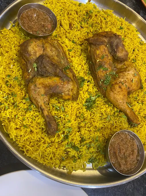 Chicken Mandi With Rice And Sahava Half