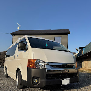 ハイエースバン TRH216K