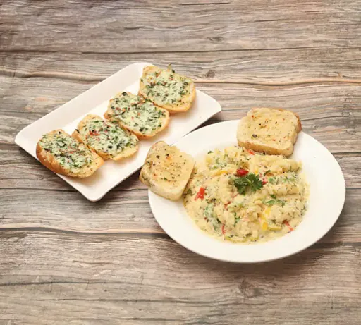 Alfredo + Cheese Garlic Bread