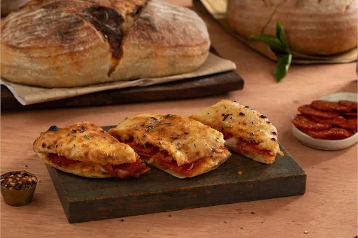 Sourdough Garlic Bread With Italian Pepperoni