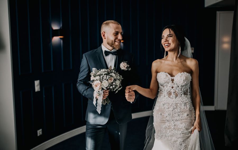 Fotógrafo de casamento Anyuta Aksyutina (anyta1yudina7777). Foto de 19 de abril 2019