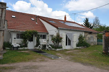 maison à Bouce (03)