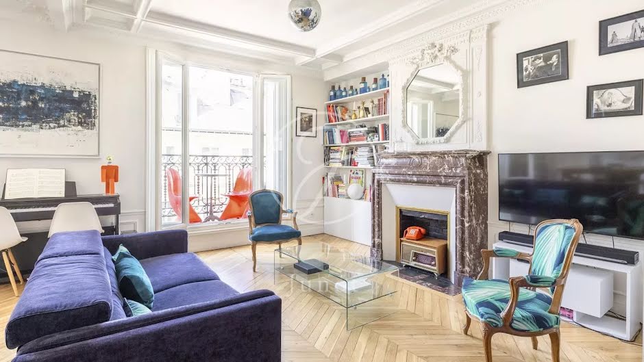 Location meublée appartement 3 pièces 82 m² à Paris 11ème (75011), 3 200 €