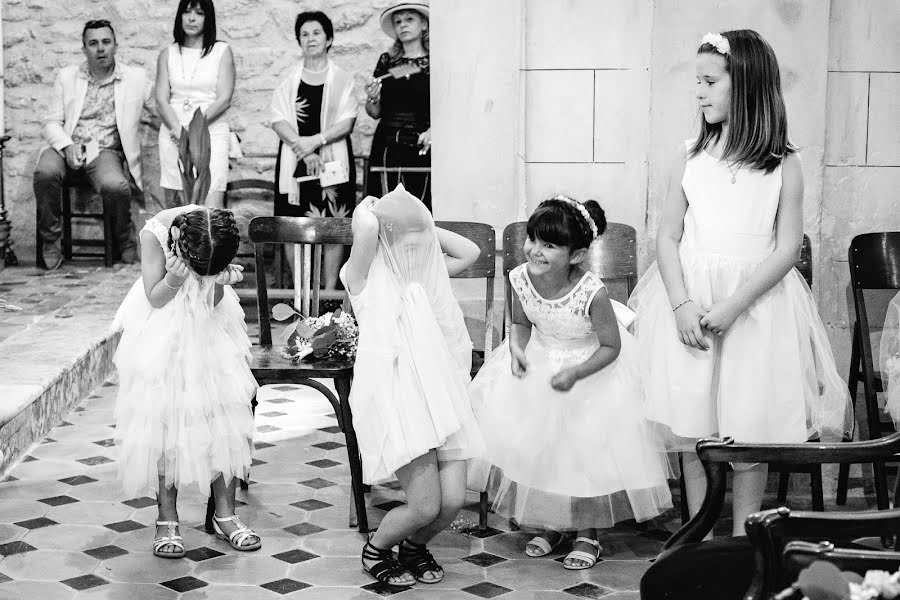 Fotografo di matrimoni Yoann Begue (studiograou). Foto del 16 novembre 2018