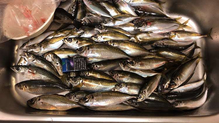 NボックスカスタムのDIY・アジング・リアゲートバーにダブレット取り付け・固定バンド追加に関するカスタム事例の投稿画像4枚目