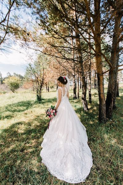 Wedding photographer Sasha Ovcharenko (sashaovcharenko). Photo of 13 April 2018