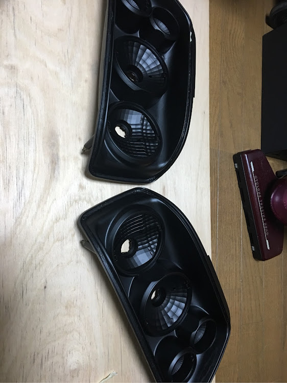 チェイサーのDIY・インナー塗装・テールランプ・チェイサーJZX100に関するカスタム事例の投稿画像1枚目