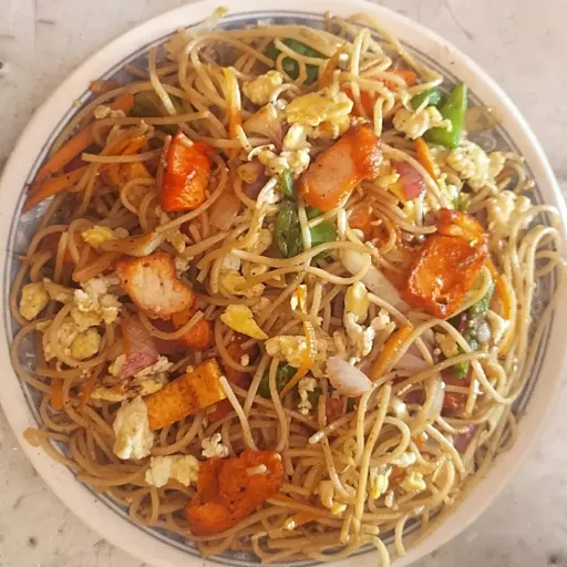 Chicken Egg Chowmein