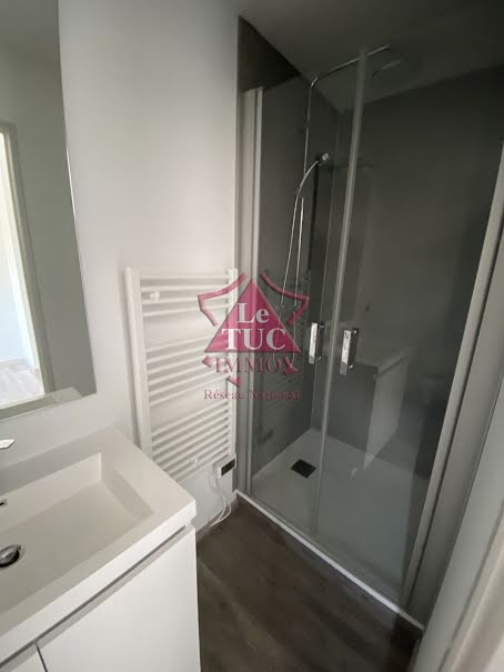 Location  appartement 2 pièces 24 m² à Cholet (49300), 450 €