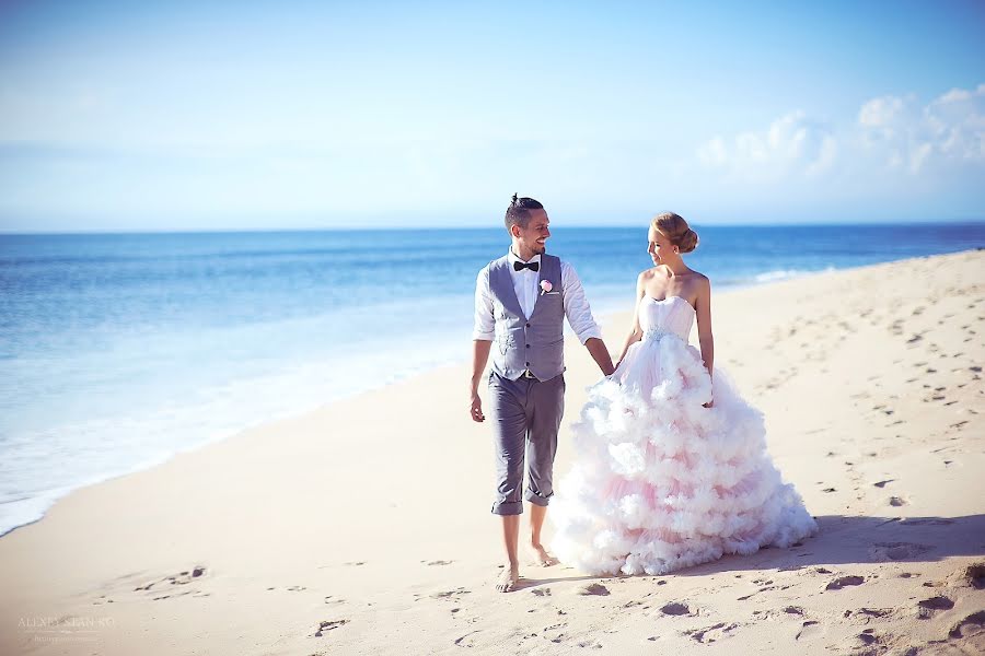 Fotógrafo de bodas Aleksey Stanko (nightbreath). Foto del 27 de mayo 2015