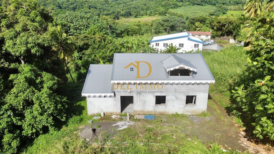 Vente maison 7 pièces 145 m² à Gros morne (97213), 280 000 €