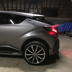 C-HR NGX50