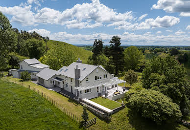 Maison avec jardin et terrasse 4