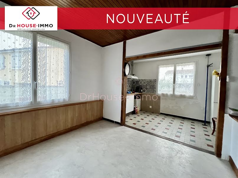 Vente maison 4 pièces 77 m² à Montelimar (26200), 221 000 €