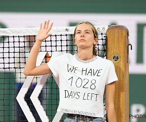 📷 IN BEELD: zo zorgde klimaatactiviste voor ophef tijdens halve finale van Roland Garros