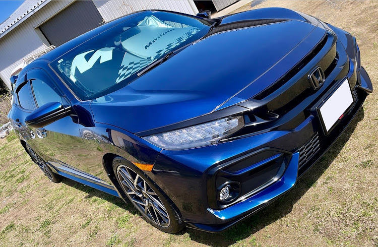 シビック(欧州HB)のシビック・シビックハッチバック・fk7・洗車・春ですねに関するカスタム事例の投稿画像1枚目
