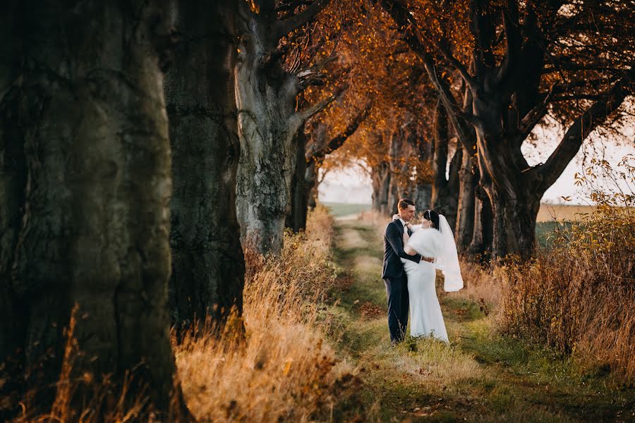 Photographer sa kasal Paweł Uchorczak (fanimomentu). Larawan ni 12 Nobyembre 2019