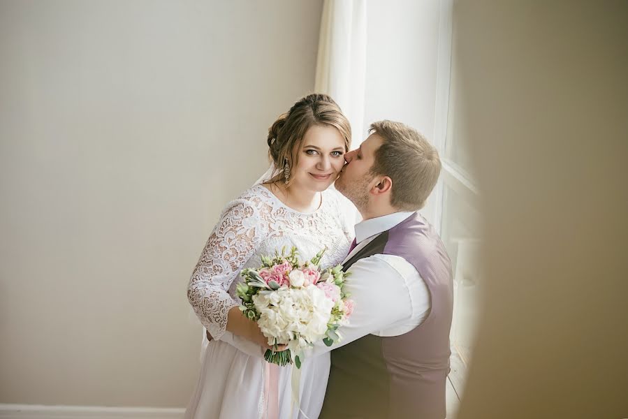 Fotografo di matrimoni Regina Kalimullina (reginanv). Foto del 26 aprile 2018