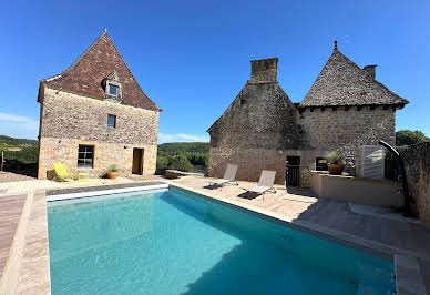 Maison avec piscine et jardin 3