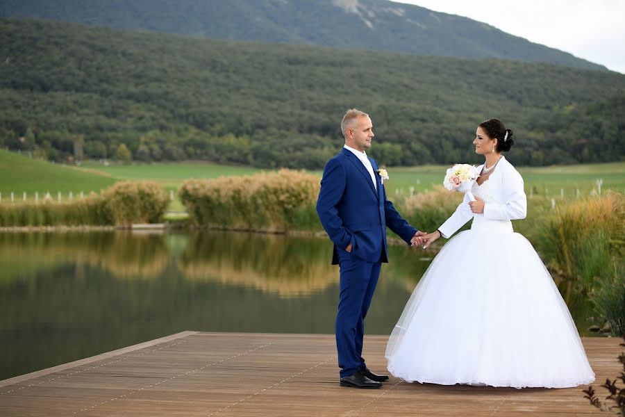 Wedding photographer Anger Zoltán (anzeephoto). Photo of 16 April 2020