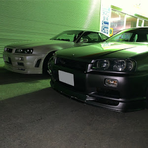 スカイライン ENR34