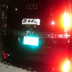 ヴォクシー ZRR80W