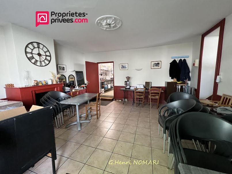 Vente maison 8 pièces 165 m² à Ombrée d'Anjou (49420), 167 200 €