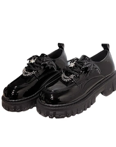 Modische kleine Lederschuhe mit Flü - 1