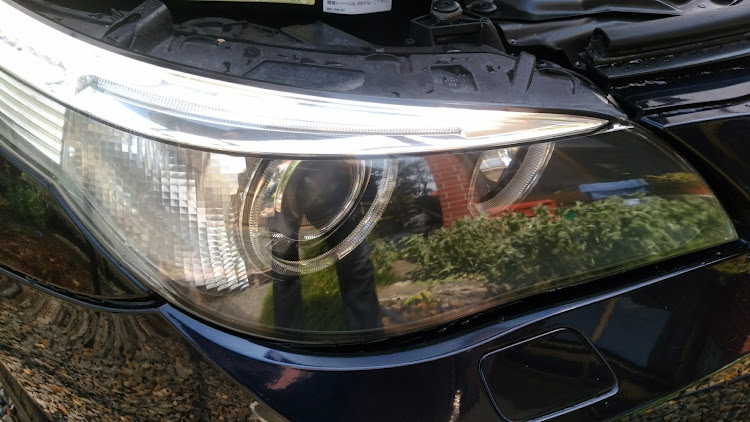 525i ツーリング MスポーツのBMW5シリーズツーリング・BMW 5シリーズ・BMW・DIY・白内障クリーニングに関するカスタム事例の投稿画像7枚目