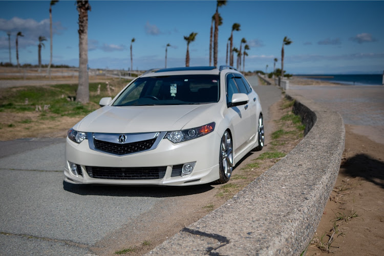 アコードツアラーのACURA・TSXsportwagon・FordMustang・genuine wheels・純正流用に関するカスタム事例の投稿画像8枚目