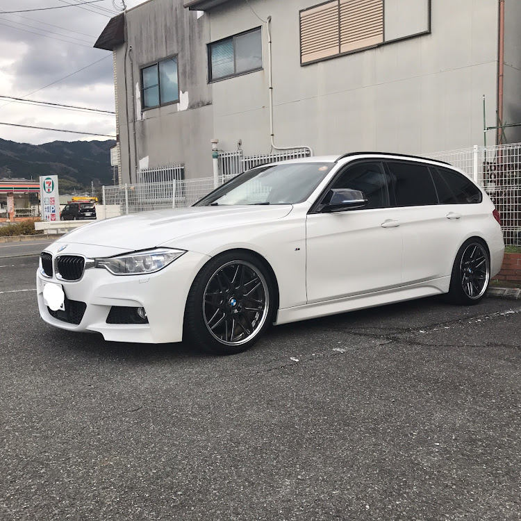 3シリーズ ツーリングの初詣2019に関するカスタム事例の投稿画像1枚目