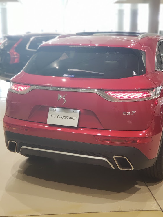 ランサーエボリューションワゴンのプジョー・DS・岐阜県多治見市・輸入車ショー・bmwに関するカスタム事例の投稿画像12枚目