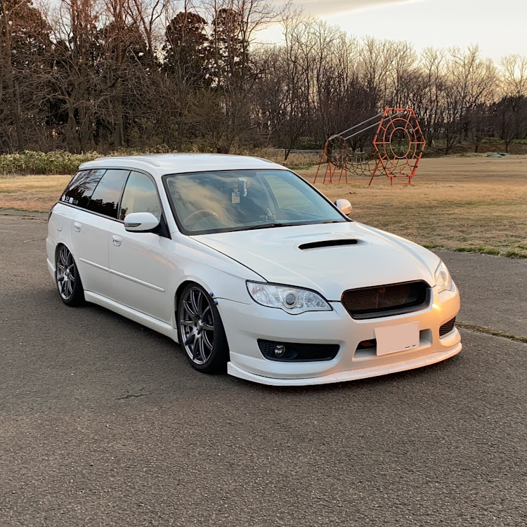 レガシィツーリングワゴンの車高調・スタンス・車高短・ツラガバガバに関するカスタム事例の投稿画像1枚目