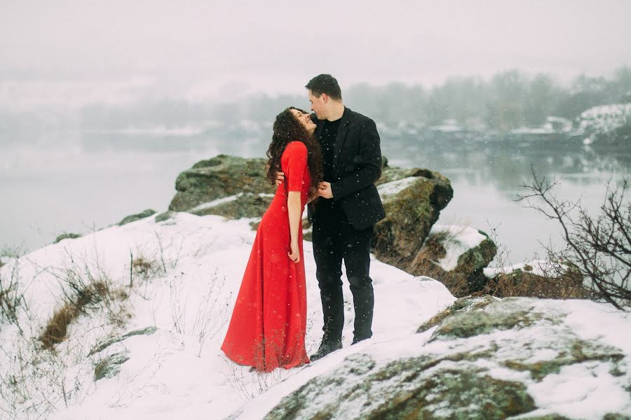 Wedding photographer Sergey Zakurdaev (zakurdaev). Photo of 27 February 2017